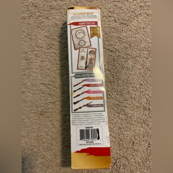 🆕 Harry Potter Spellbinding Wand Wizarding World - Picture 3 of 3